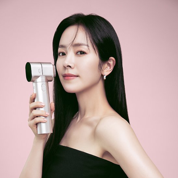뉴즈미 한지민 nuuz me 뷰티디바이스 탄력샷기기 이미지 1